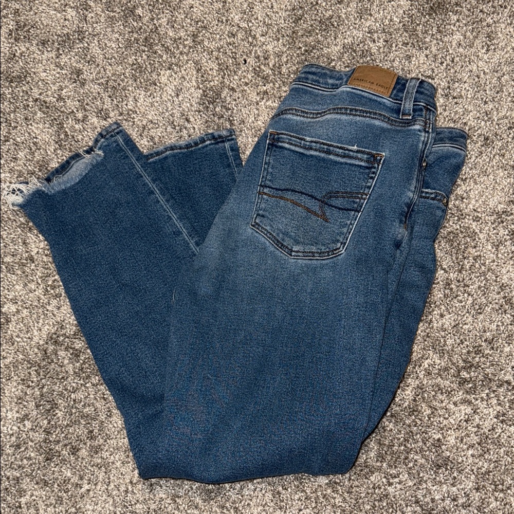 American Eagle Outfitters Mom Jeans